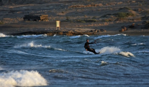 Evening windsurfing in El Medano 05-04-2013