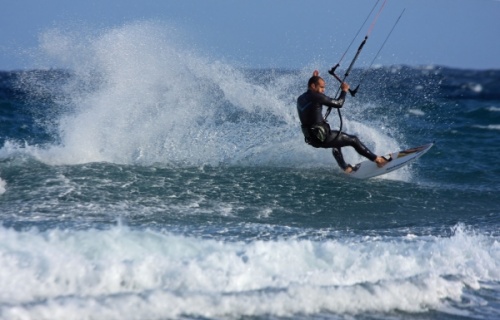 Kitesurfing - Harbour Wall 06-02-2012