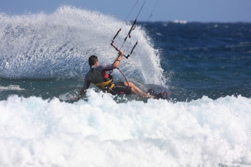 Kitesurfing in El Cabezo is great fun