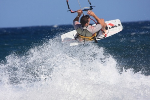 Kitesurfing in El Cabezo is great fun