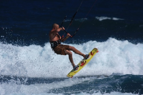 Kitesurfing in El Cabezo is great fun