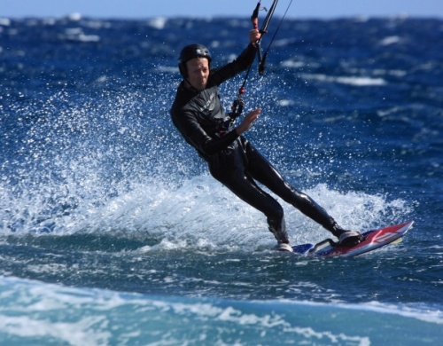 Kitesurfing in El Medano Harbour Wall Muelle 03-12-2012