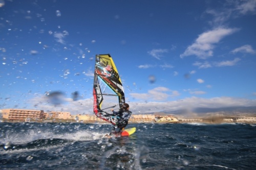 Morning wave windsurfting at El Cabezo in El Medano 23-03-2017