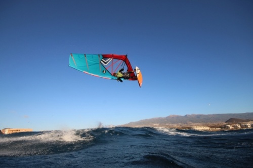 Sunrise wave windsurfing at El Cabezo in El Medano 26-01-2018
