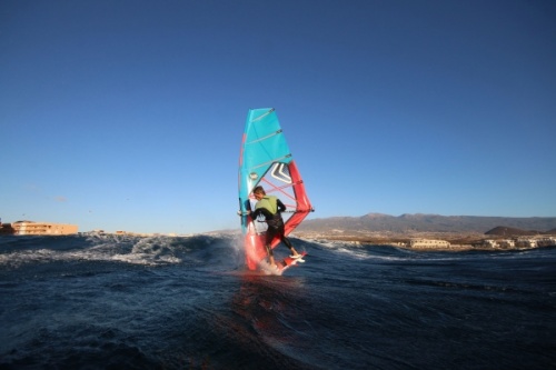 Sunrise wave windsurfing at El Cabezo in El Medano 26-01-2018