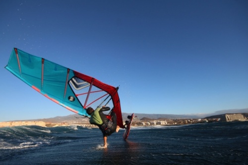 Sunrise wave windsurfing at El Cabezo in El Medano 26-01-2018