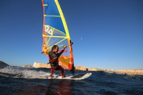 Sunrise wave windsurfing at El Cabezo in El Medano 26-01-2018