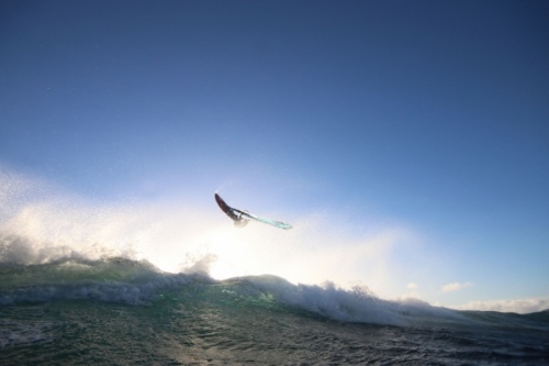 Sunrise wave windsurfing at El Cabezo in El Medano 26-01-2018