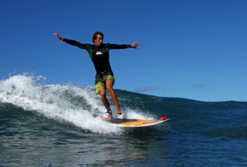 Surfing and bodyboarding in Las Americas Derecha Izquierda El Conquistador Tenerife