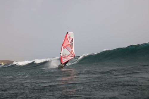 Wave ripping at El Cabezo in El Medano Tenerife 11-01-2015