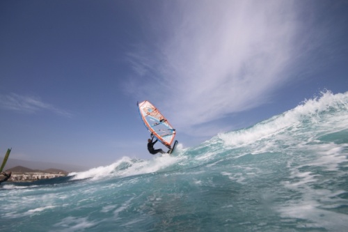 Wave windsurfing at El Cabezo in El Medano 31-03-2017