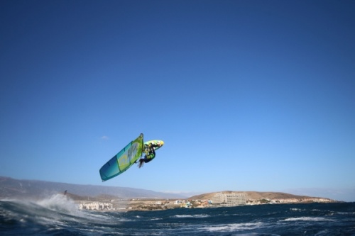 Wave windsurfing at El Cabezo in El Medano Tenerife 22-01-2019