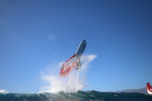 Wave windsurfing at El Cabezo in El Medano Tenerife 22-01-2019