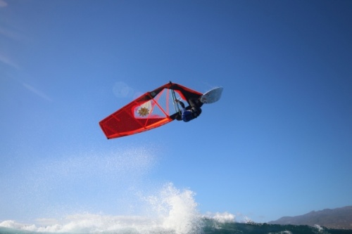 Wave windsurfing at El Cabezo in El Medano Tenerife 22-01-2019