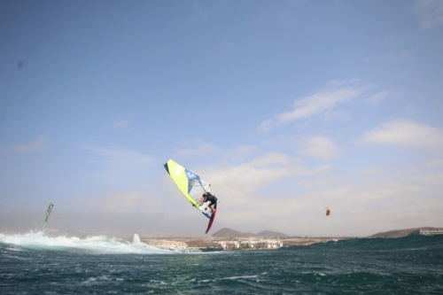 Wave windsurfing at El Cabezo in El Medano Tenerife 26-09-2020