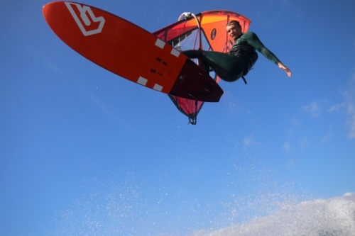 Wave windsurfing at El Cabezo in El Medano Tenerife 29-01-2019