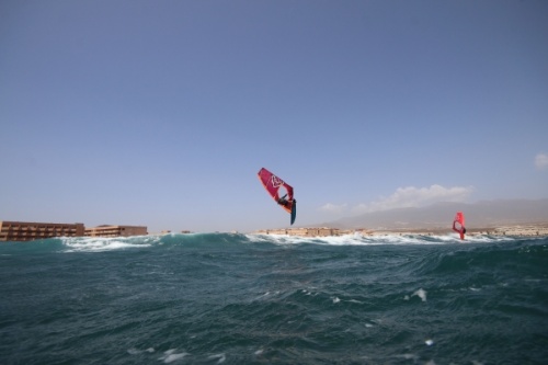 Wave windsurfing at El Cabezo in El Medano Tenerife SurfMedano 23-09-2018