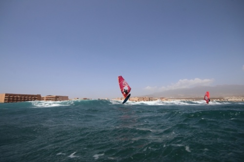 Wave windsurfing at El Cabezo in El Medano Tenerife SurfMedano 23-09-2018