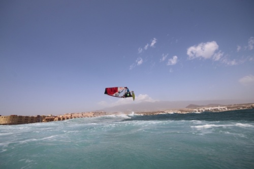 Wave windsurfing at El Cabezo in El Medano Tenerife SurfMedano 23-09-2018