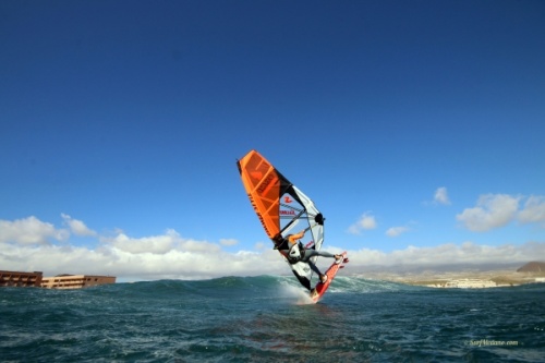 Wave windsurfing at El Cabezo with 30 knots wind 12-11-2016