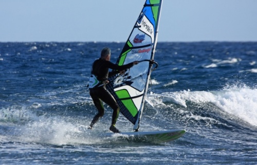 Windsurfing - Harbour Wall 03-02-2012