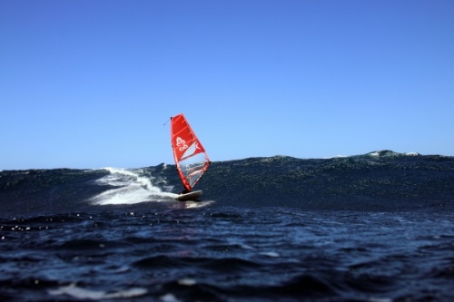 Windsurfing and kitesurfing at El Cabezo in El Medano 21-05-2015