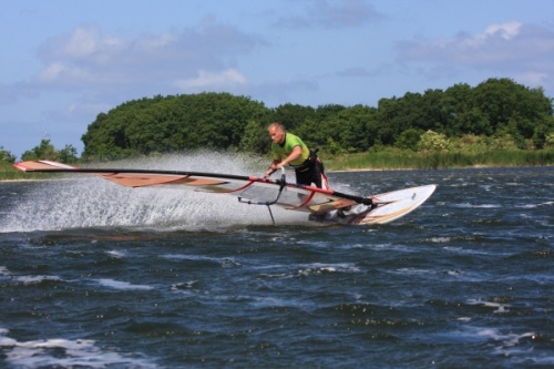 Windsurfing gybe or jibe