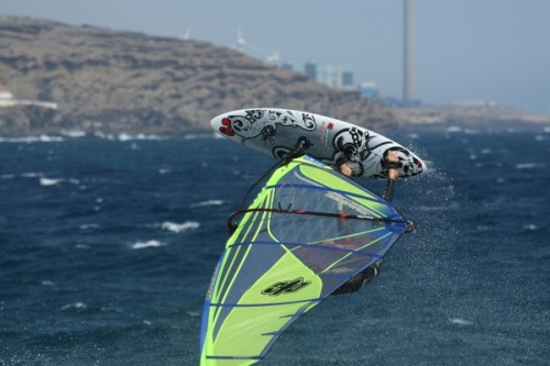 Windsurfing Playa Sur, South Bay in El Medano