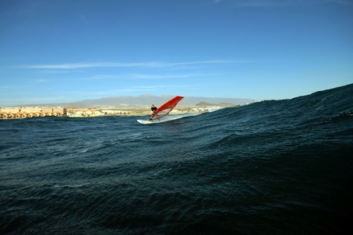 Windsurfing wave El Cabezo El Medano Tenerife 10-01-2017