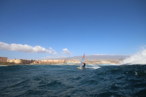 Wave windsurfing at El Cabezo in El Medano 16-01-2018