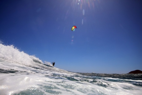 Windsurfing and kitesurfing at El Cabezo in El Medano Tenerife 16-09-2016